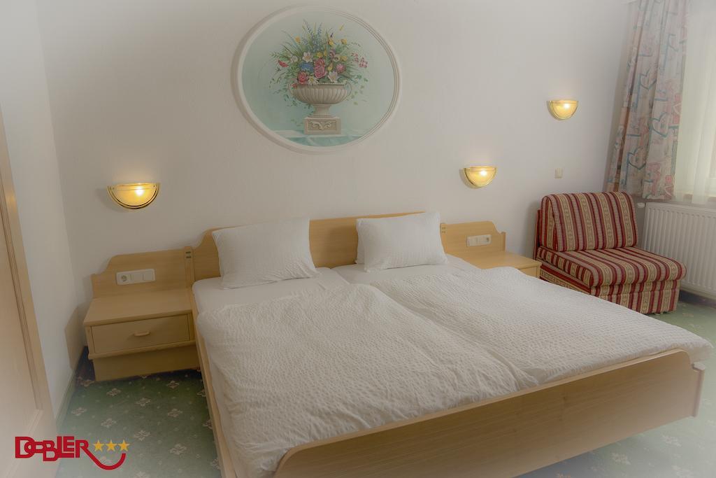Ferienhotel Dobler Weissenbach am Lech Chambre photo
